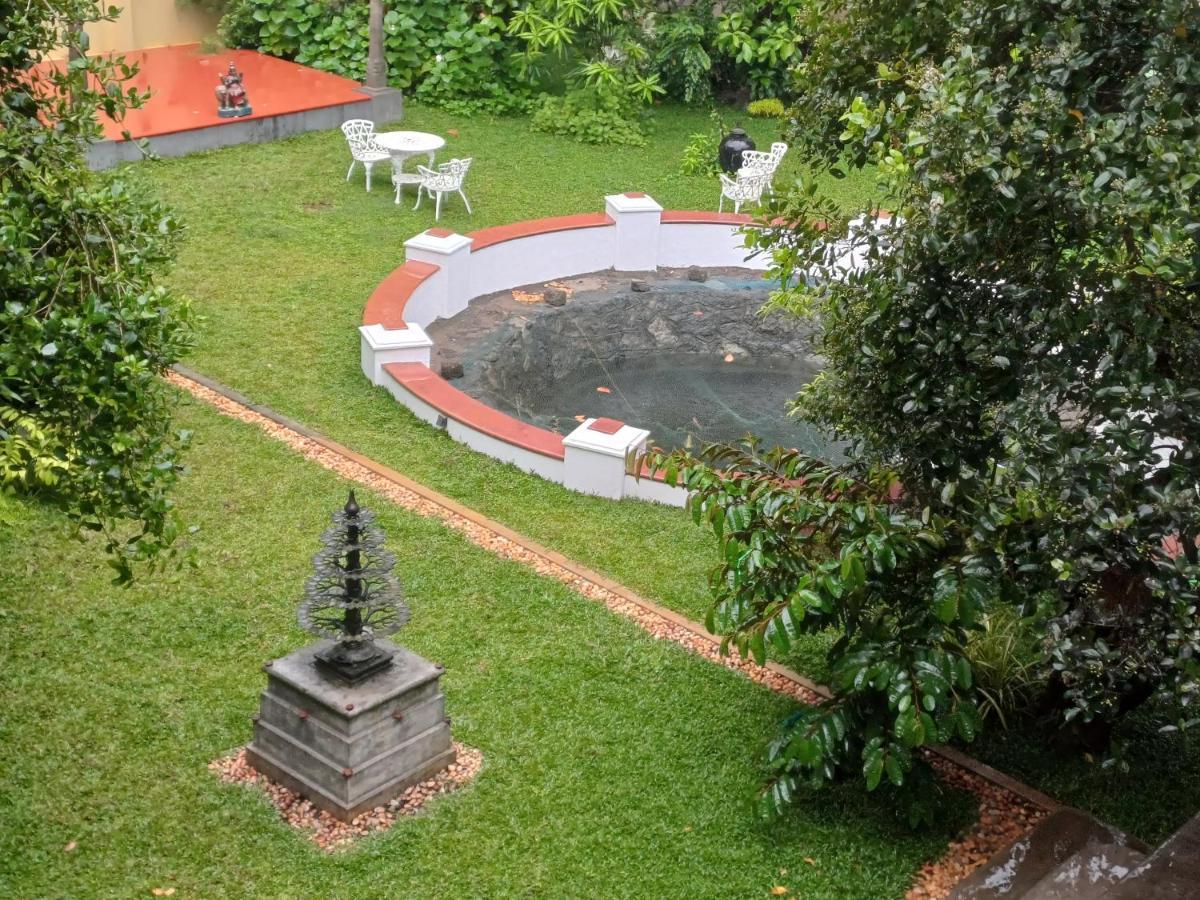 Marari Beach Bungalow Resort Alleppey Марарикулам Екстериор снимка