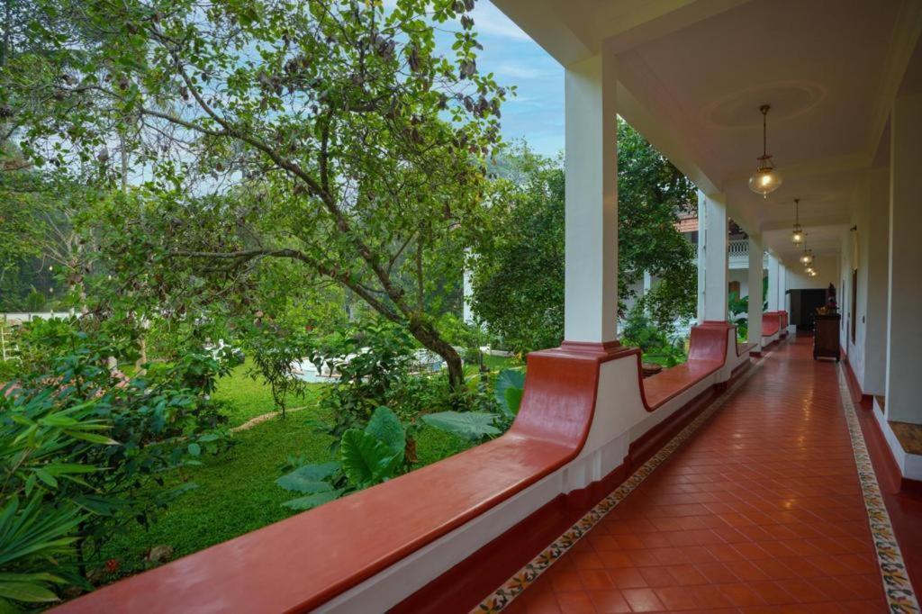 Marari Beach Bungalow Resort Alleppey Марарикулам Екстериор снимка