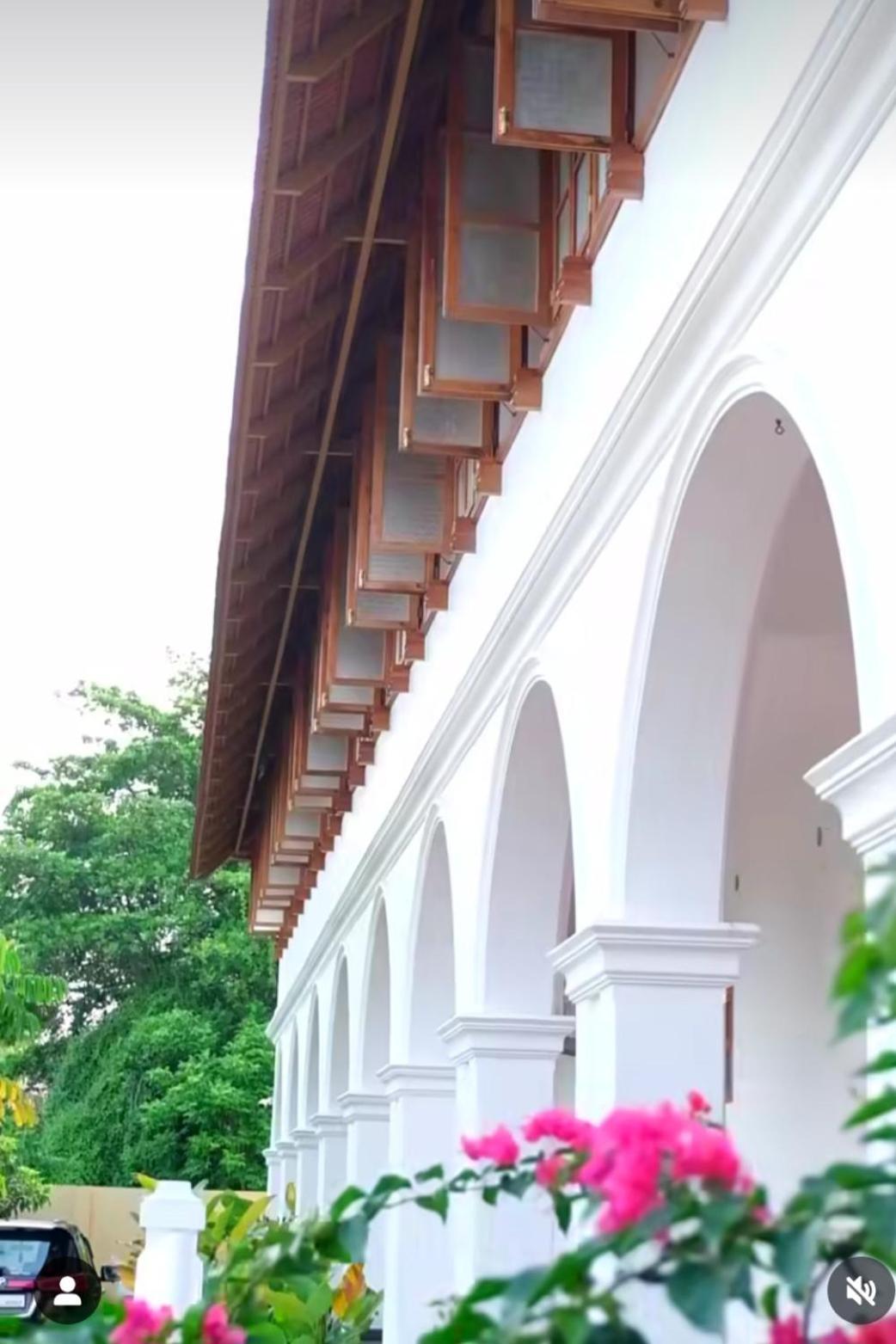 Marari Beach Bungalow Resort Alleppey Марарикулам Екстериор снимка