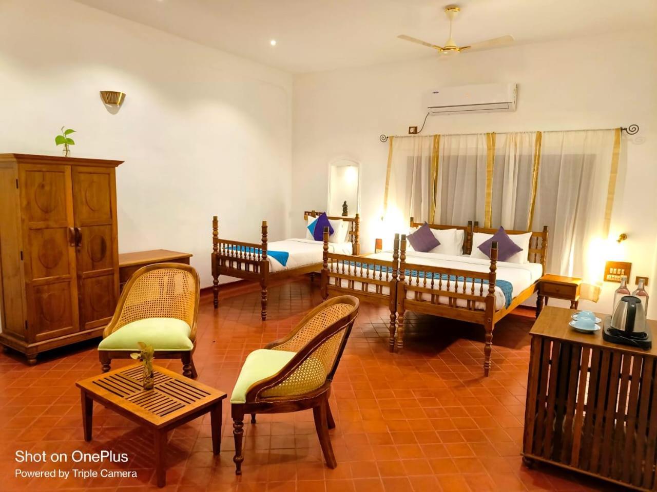 Marari Beach Bungalow Resort Alleppey Марарикулам Екстериор снимка
